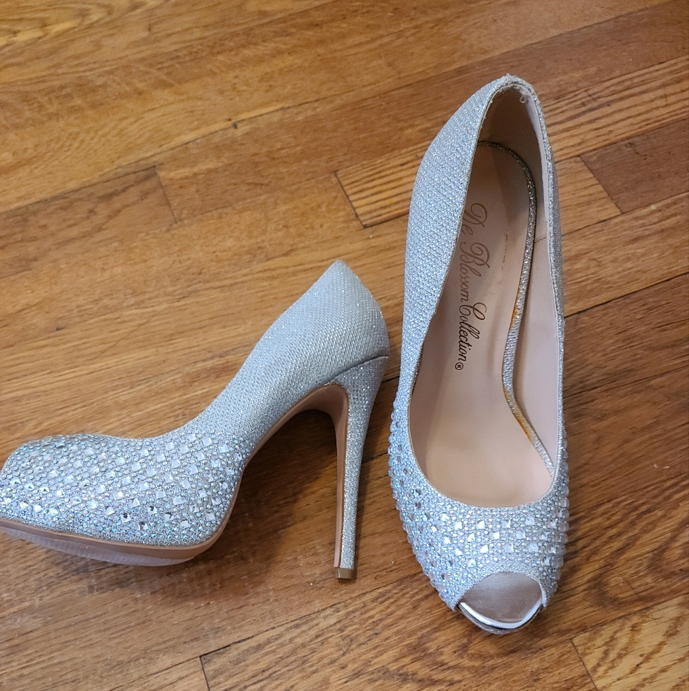 Elegant Silver Peep-Toe Heels